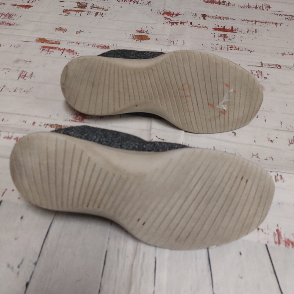 Allbirds wool runner tennis shoes - Picture 3 of 6